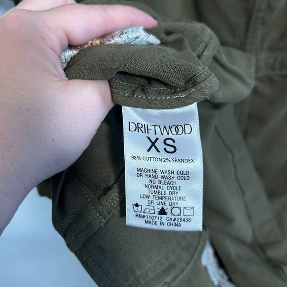 Driftwood Embroidered Floral Anorak Parka Jacket XS Olive Green Stretch Zip Up - Picture 9 of 9